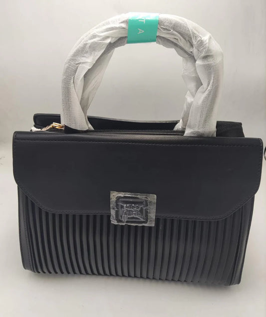 Textured Wave Flap Handbag